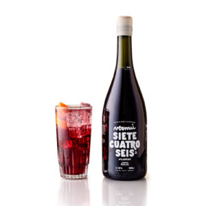 Alternative view of Lui Vermut 746